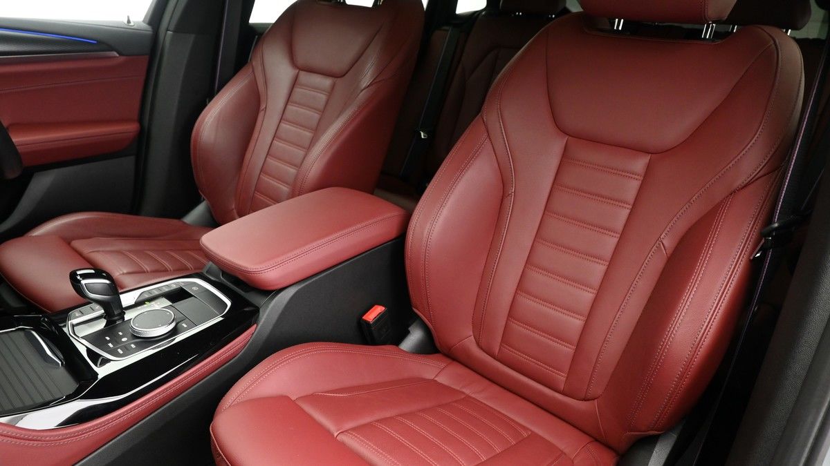 BMW X4 Image 4