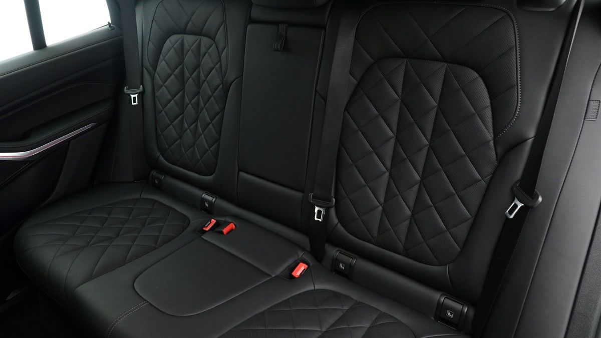 BMW X5 Image 4
