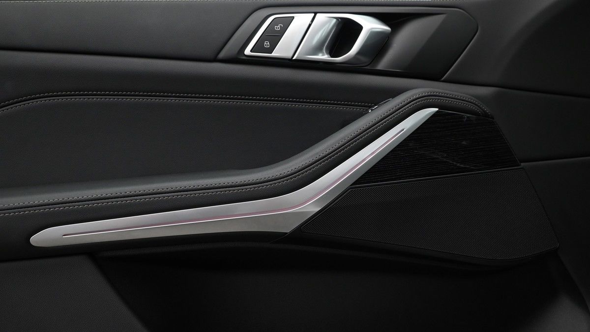 BMW X5 Image 12