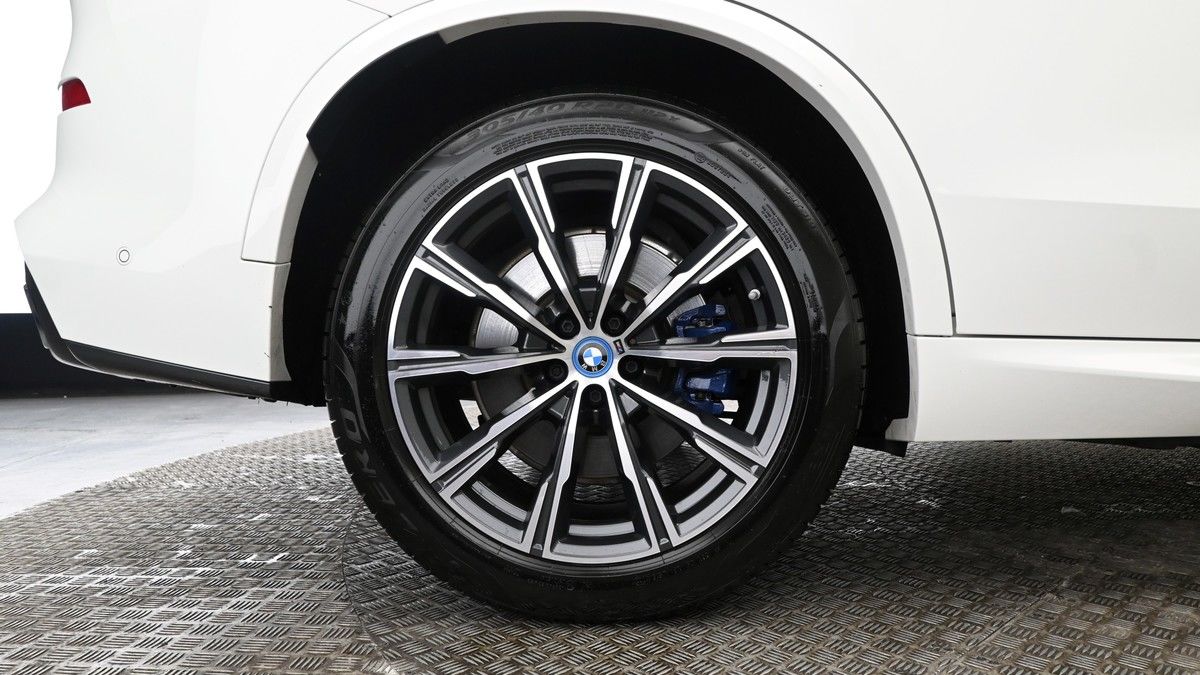BMW X5 Image 8