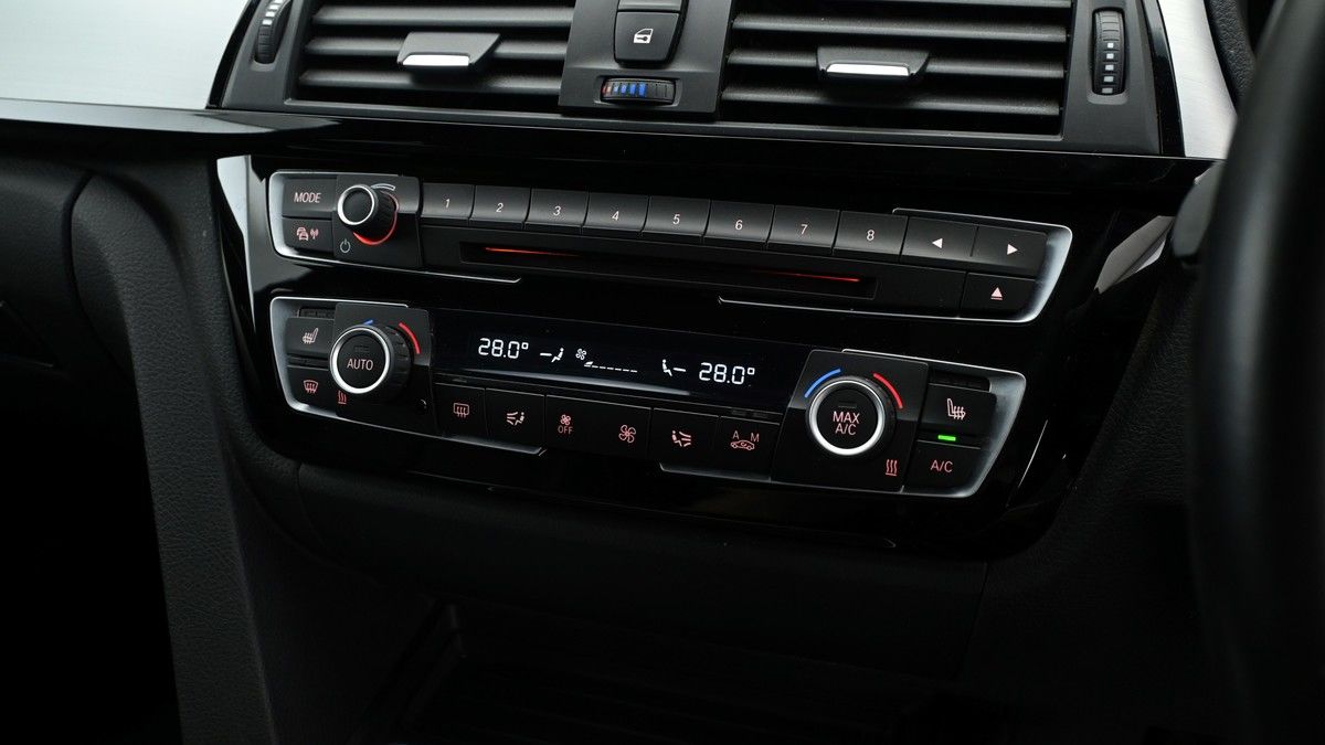 BMW 4 Series Gran Coupe Image 11
