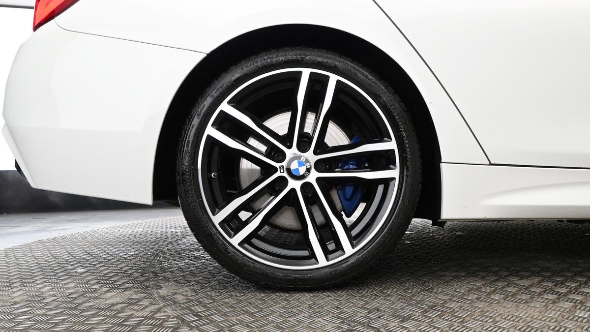 BMW 4 Series Gran Coupe Image 8