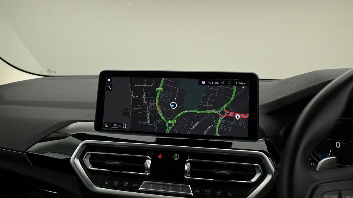 BMW X3 Image 10