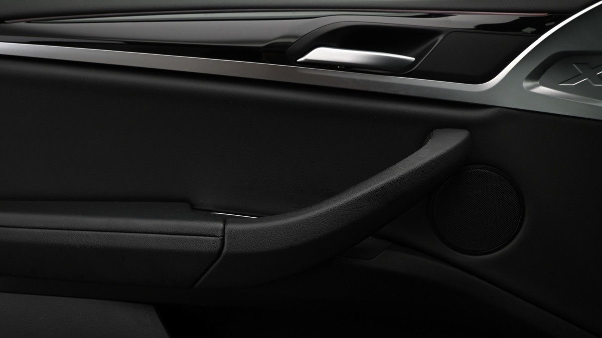 BMW X3 Image 12