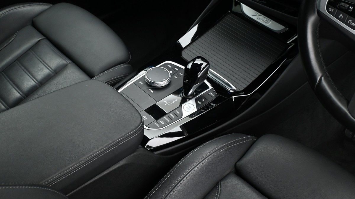 BMW X3 Image 2