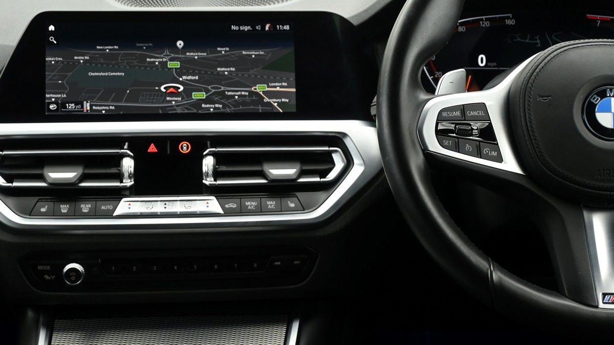BMW 3 Series Image 15