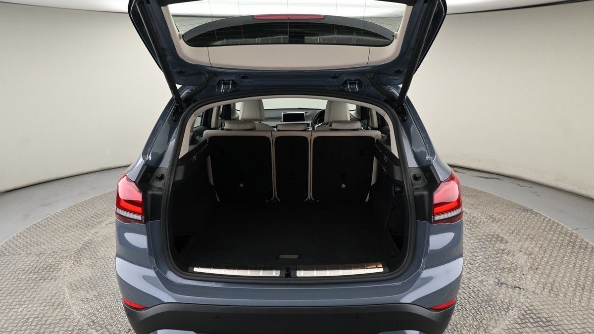 BMW X1 Image 9