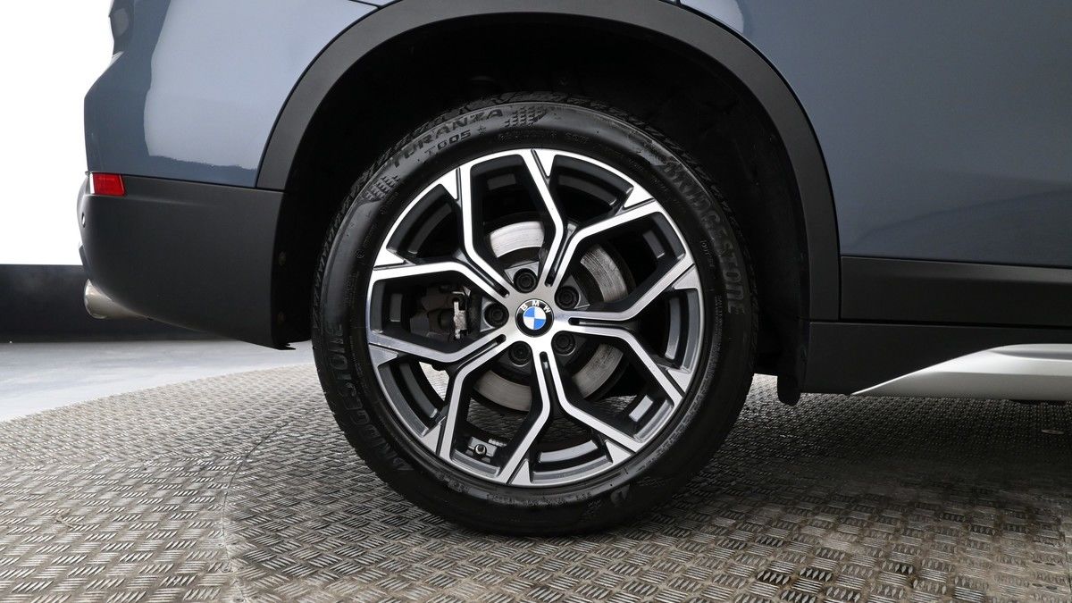 BMW X1 Image 8