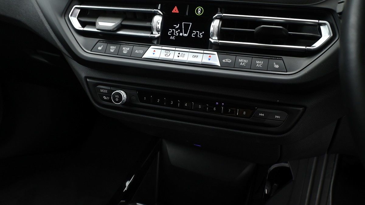 BMW 1 Series Image 11