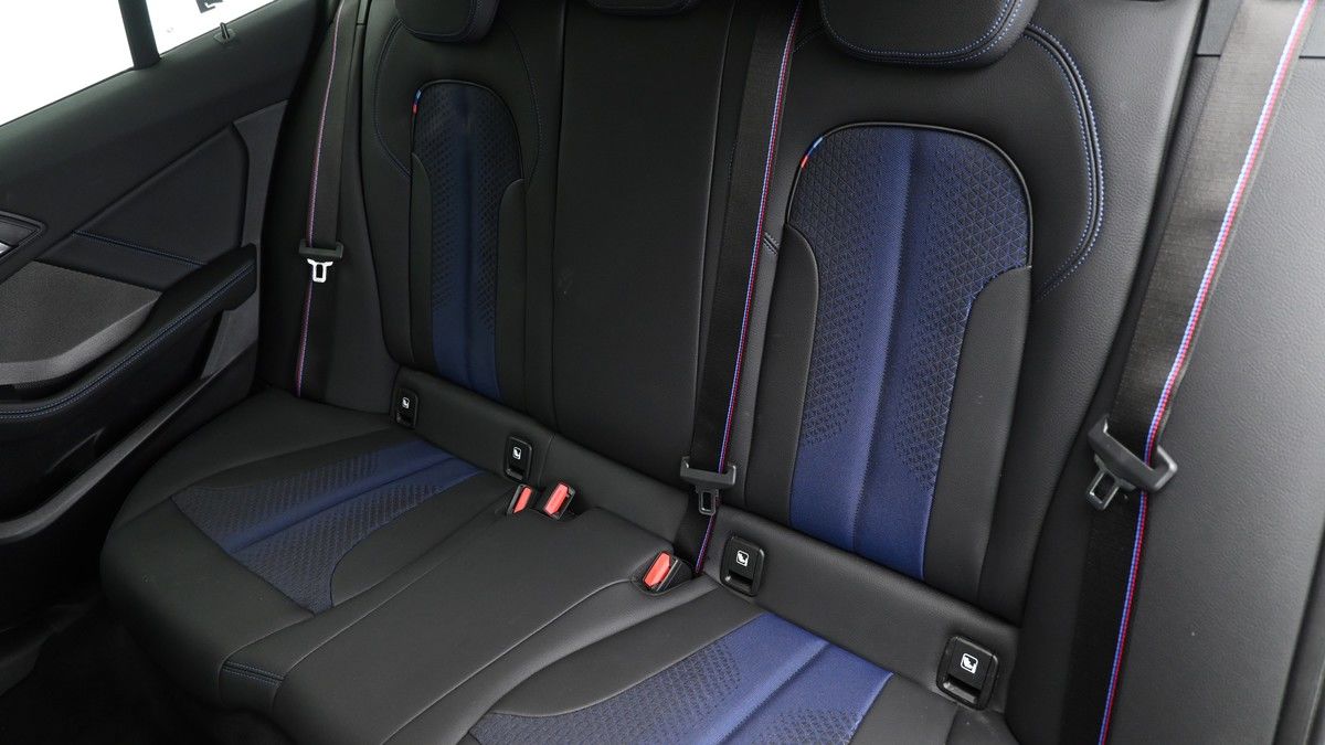 BMW 1 Series Image 4