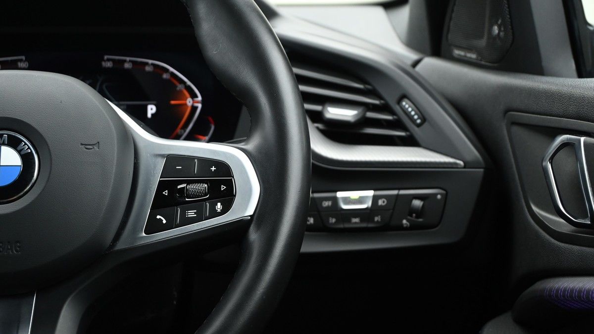 BMW 1 Series Image 15