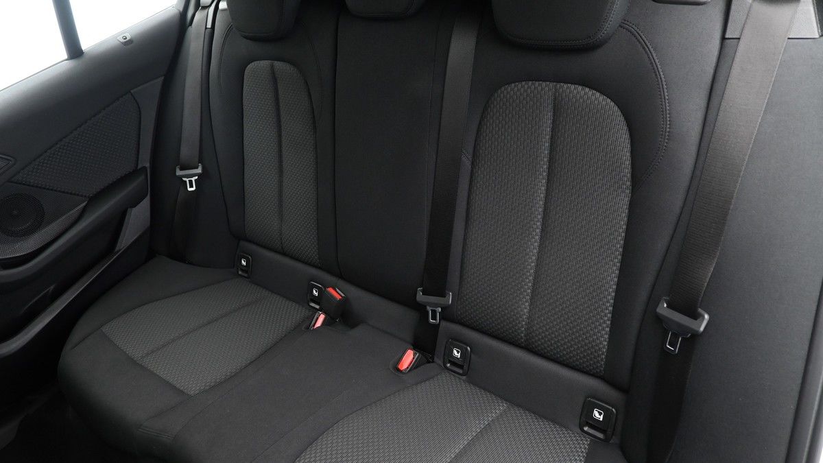 BMW 1 Series Image 4