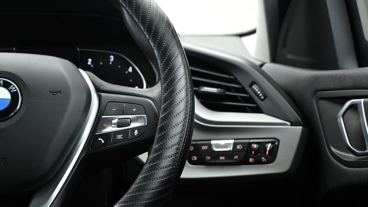 BMW 1 Series Image 15