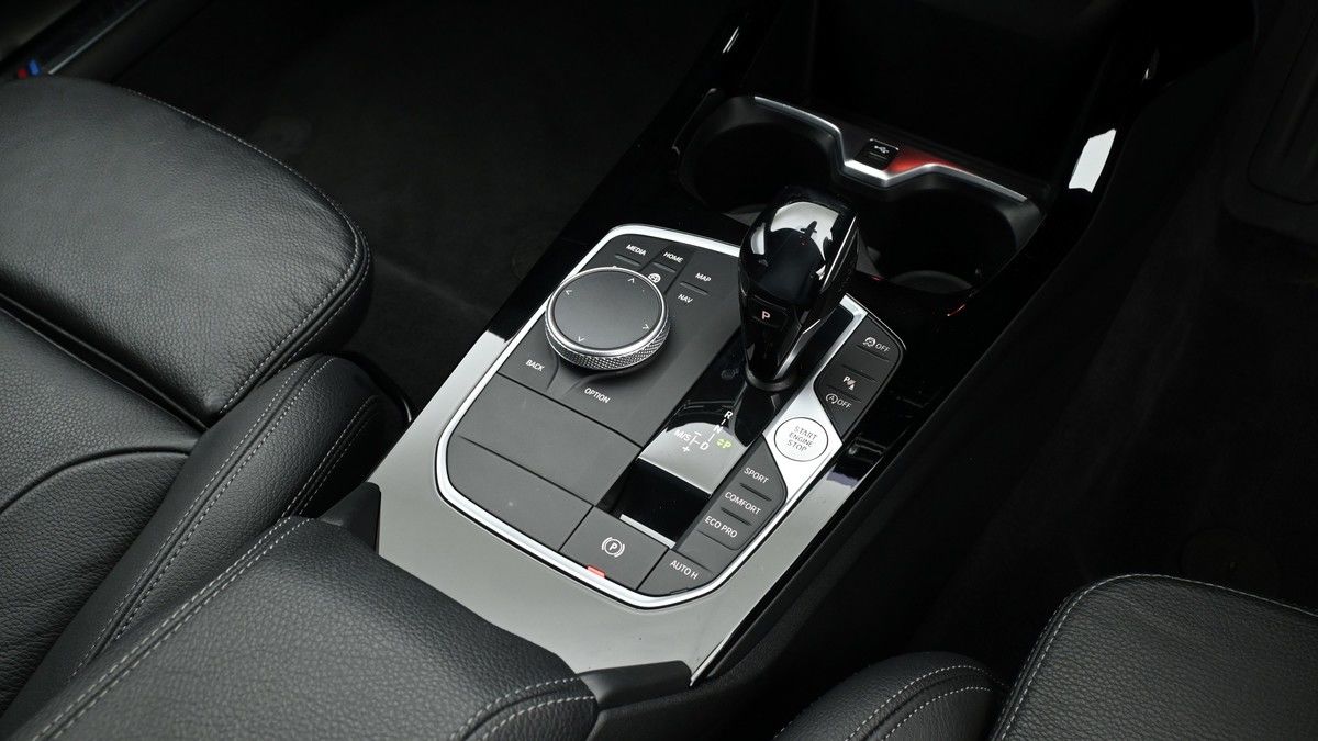 BMW 1 Series Image 2