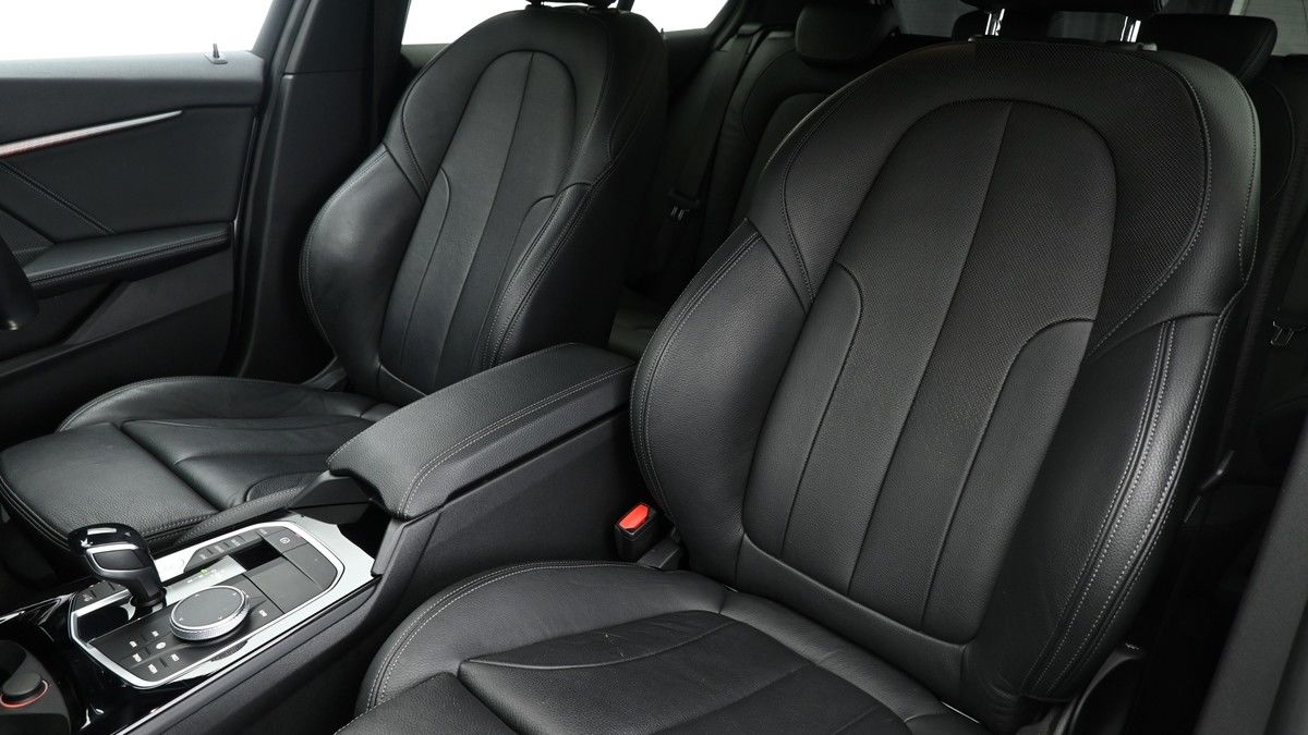 BMW 1 Series Image 4