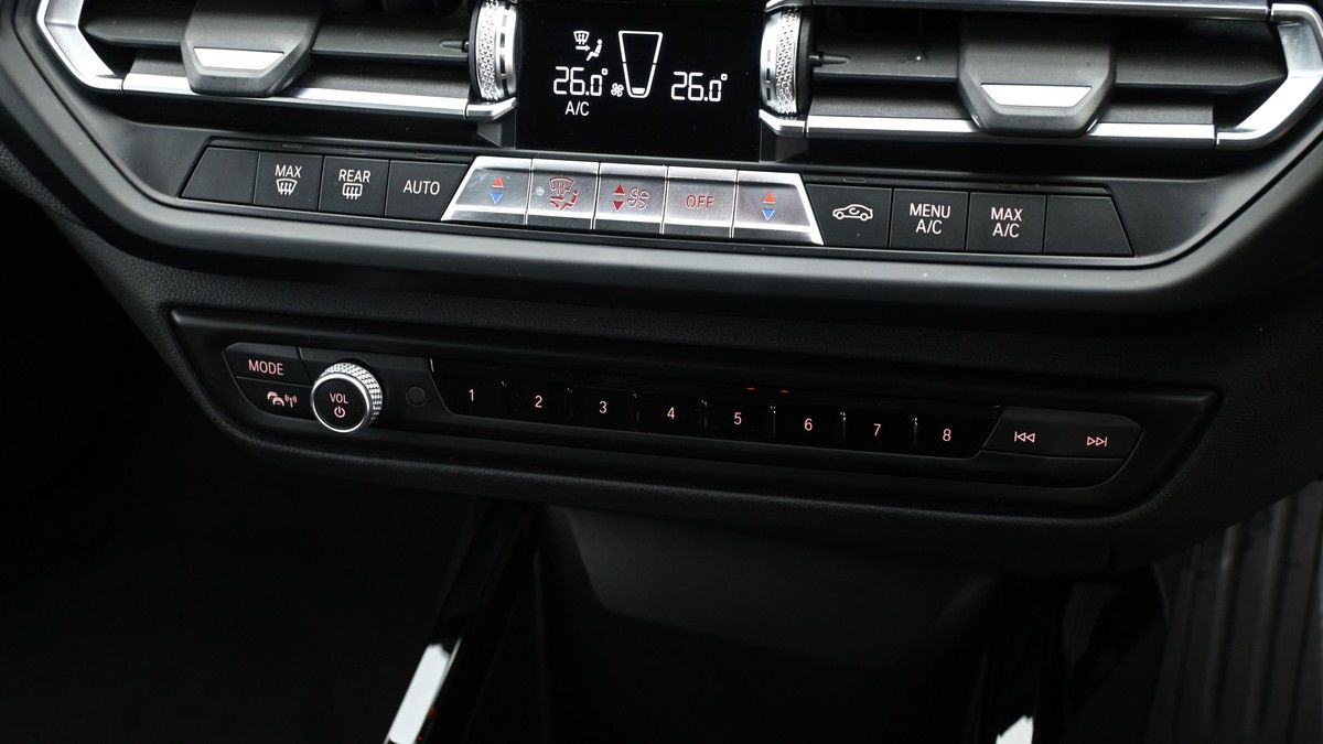 BMW 1 Series Image 12