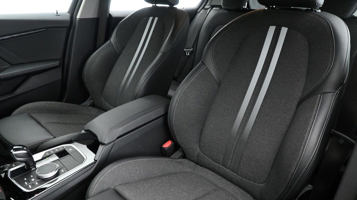 BMW 1 Series Image 4