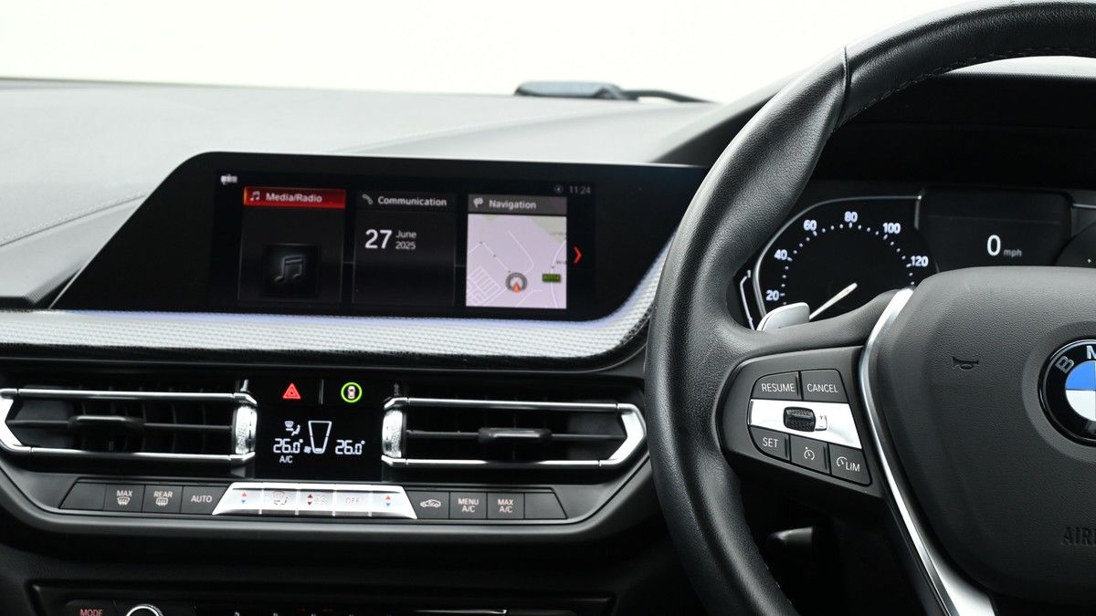 BMW 1 Series Image 15