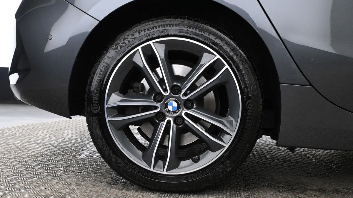BMW 1 Series Image 9