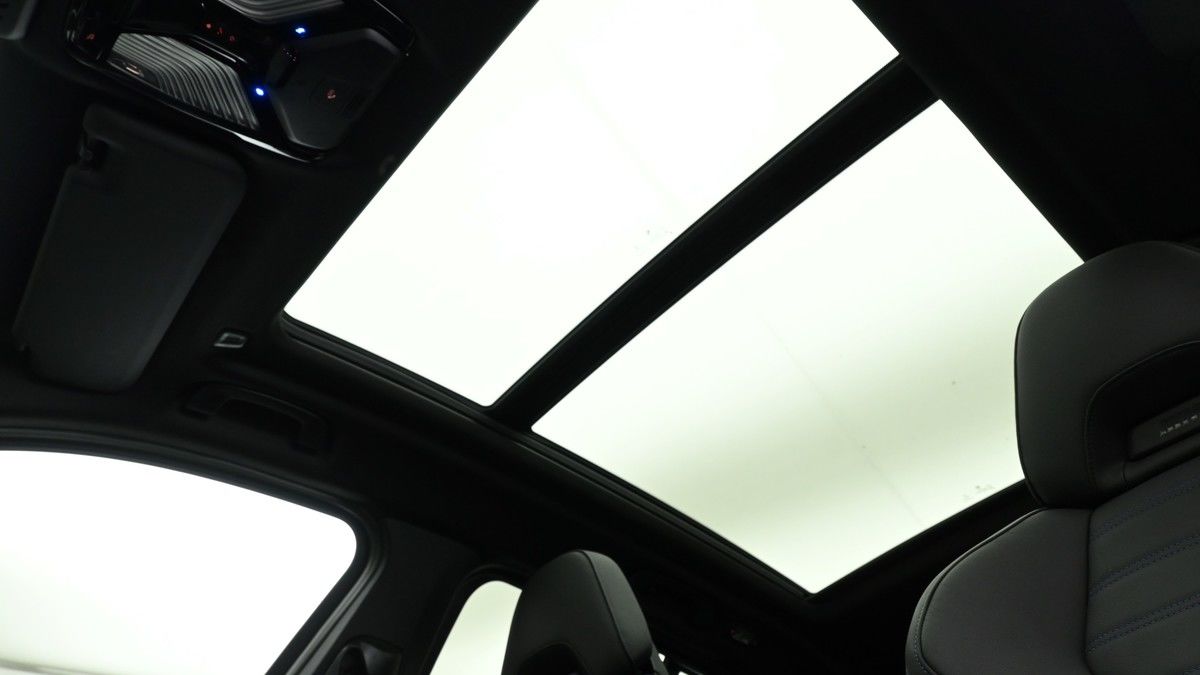 BMW X3 Image 2