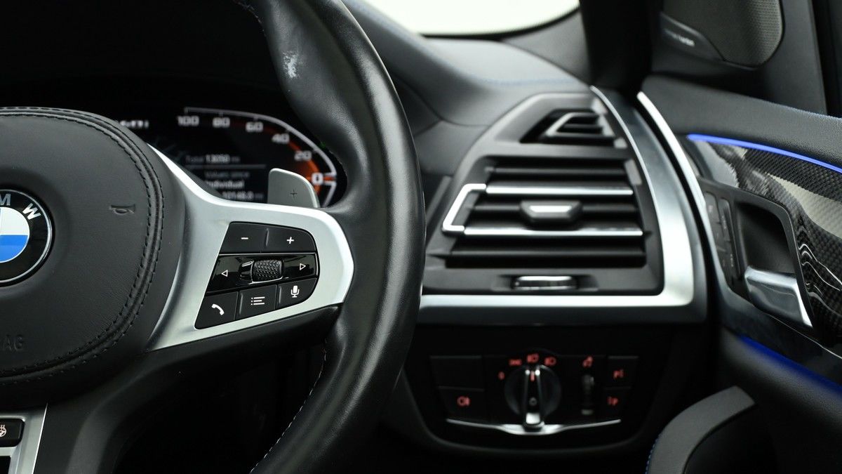 BMW X3 Image 16