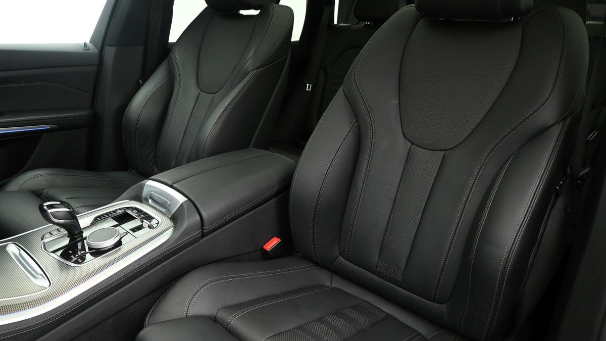 BMW X5 Image 4