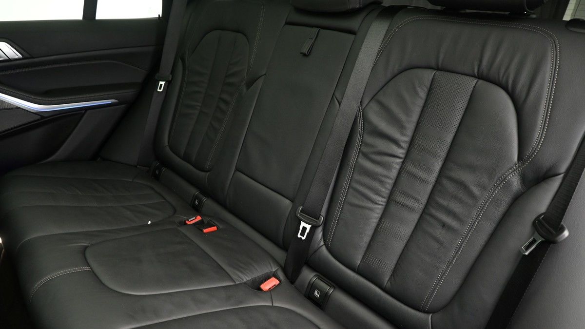 BMW X5 Image 5