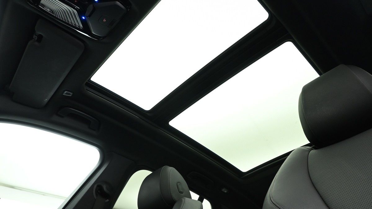 BMW X5 Image 2