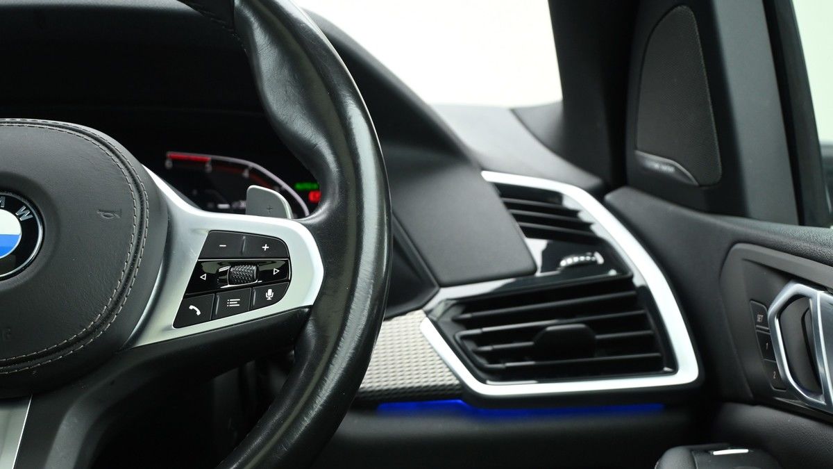 BMW X5 Image 16