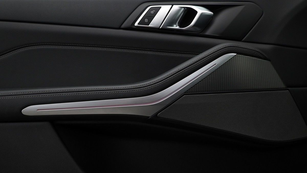 BMW X5 Image 13