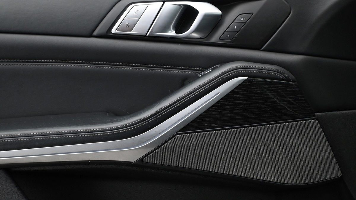 BMW X7 Image 13