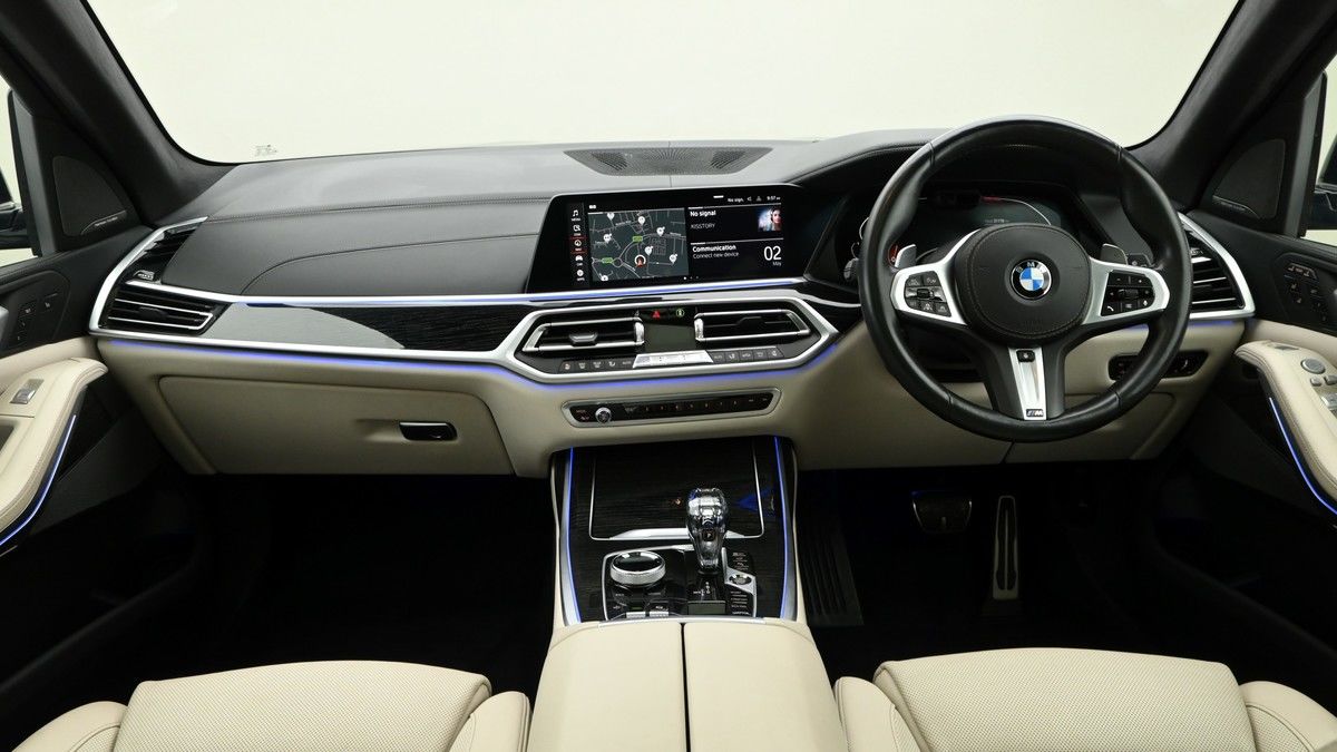 BMW X7 Image 14