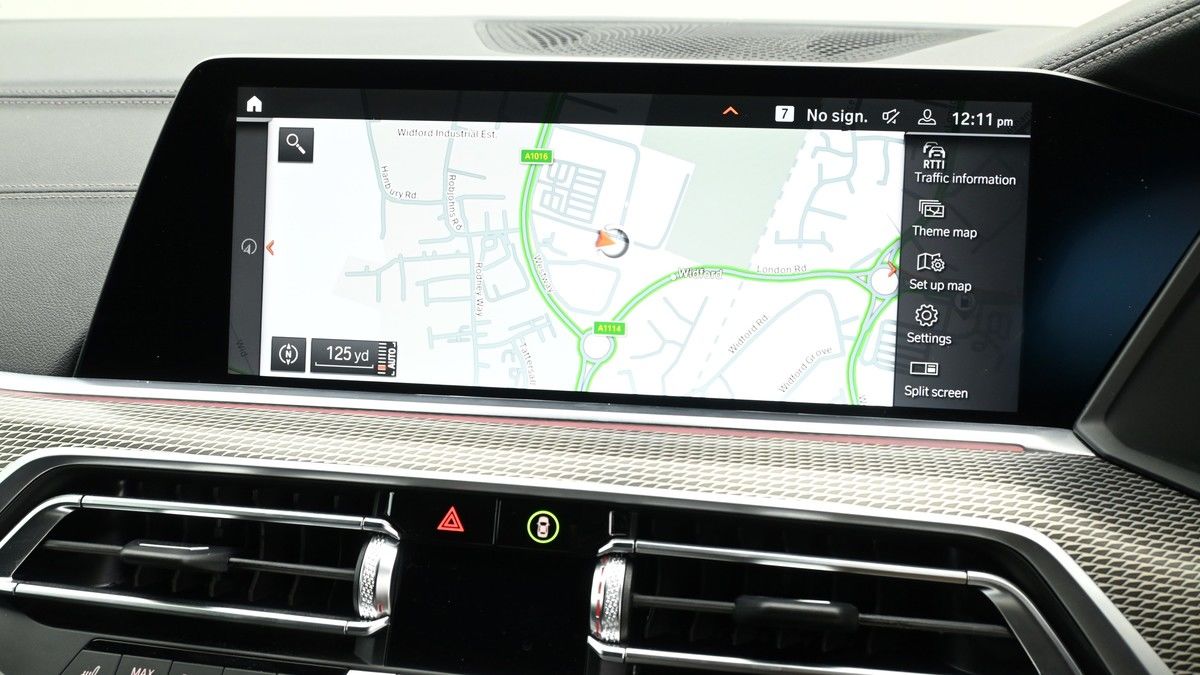BMW X6 Image 11