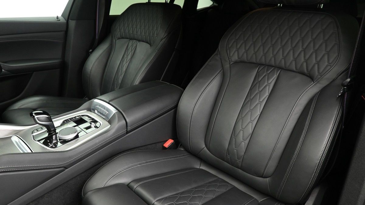 BMW X6 Image 4
