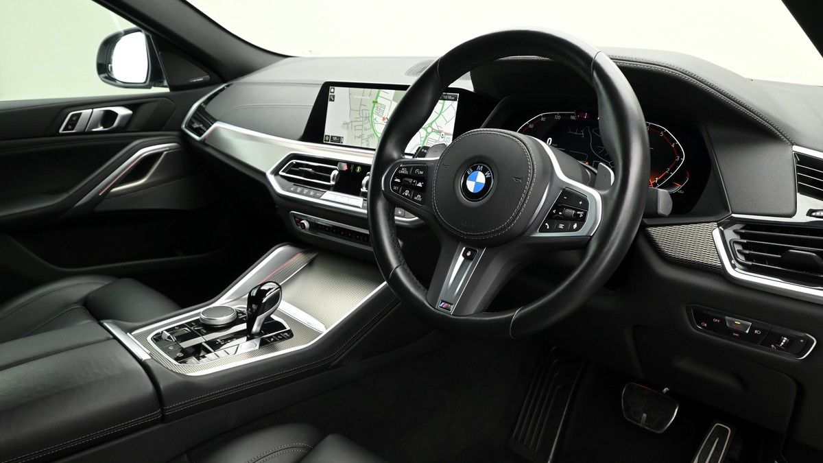 BMW X6 Image 3