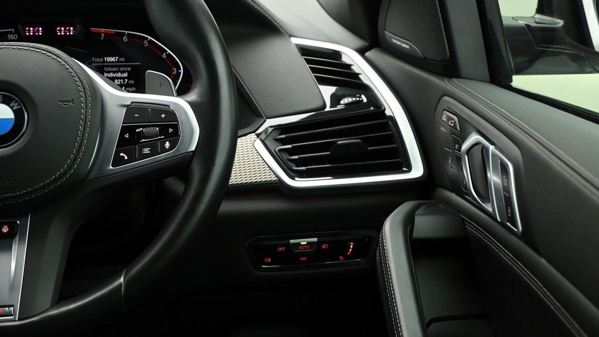 BMW X6 Image 16