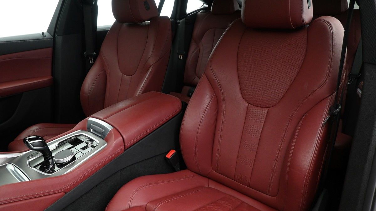 BMW X6 Image 3