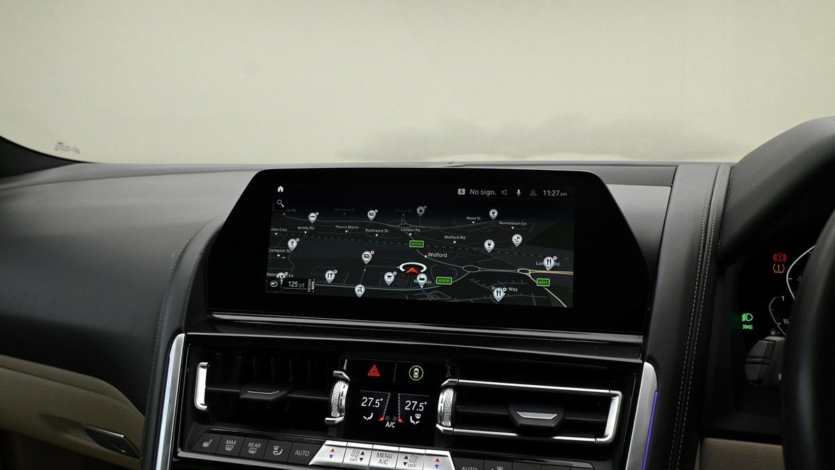BMW 8 Series Image 10