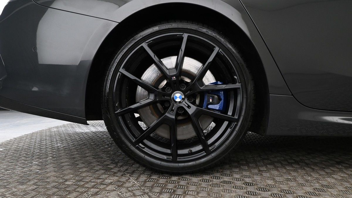 BMW 8 Series Image 8