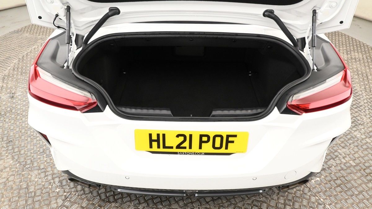 BMW Z4 Image 10
