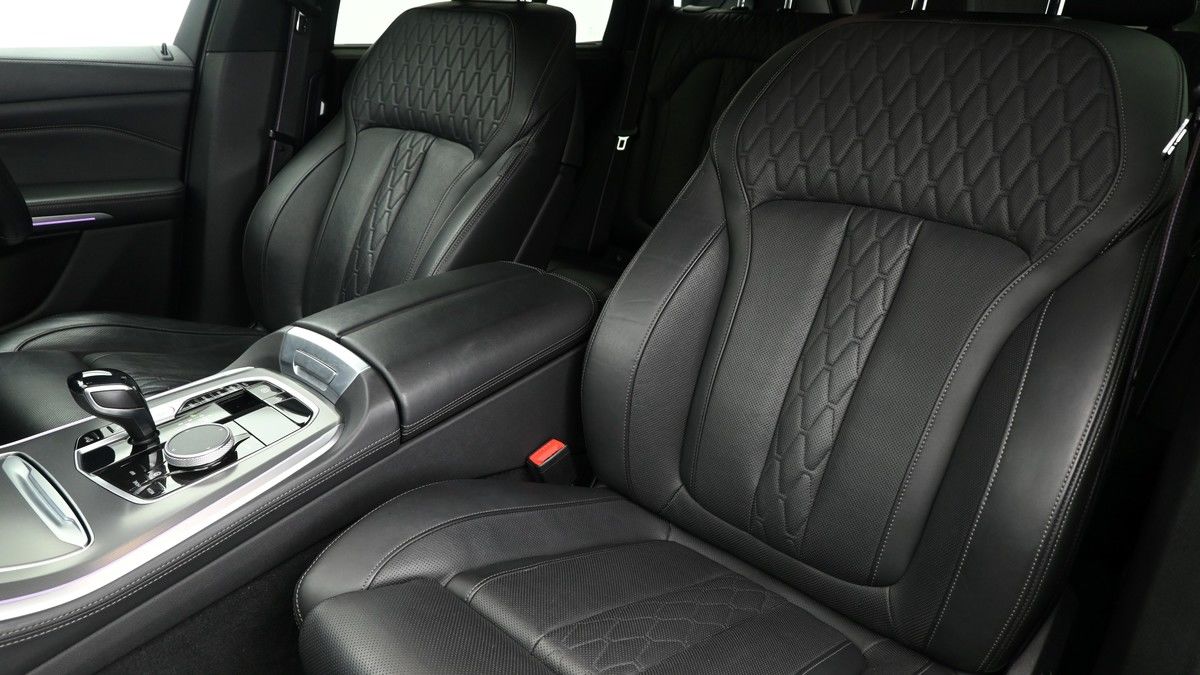 BMW X5 Image 4