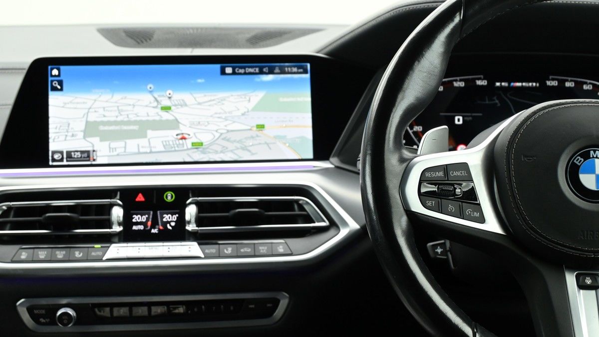 BMW X5 Image 15