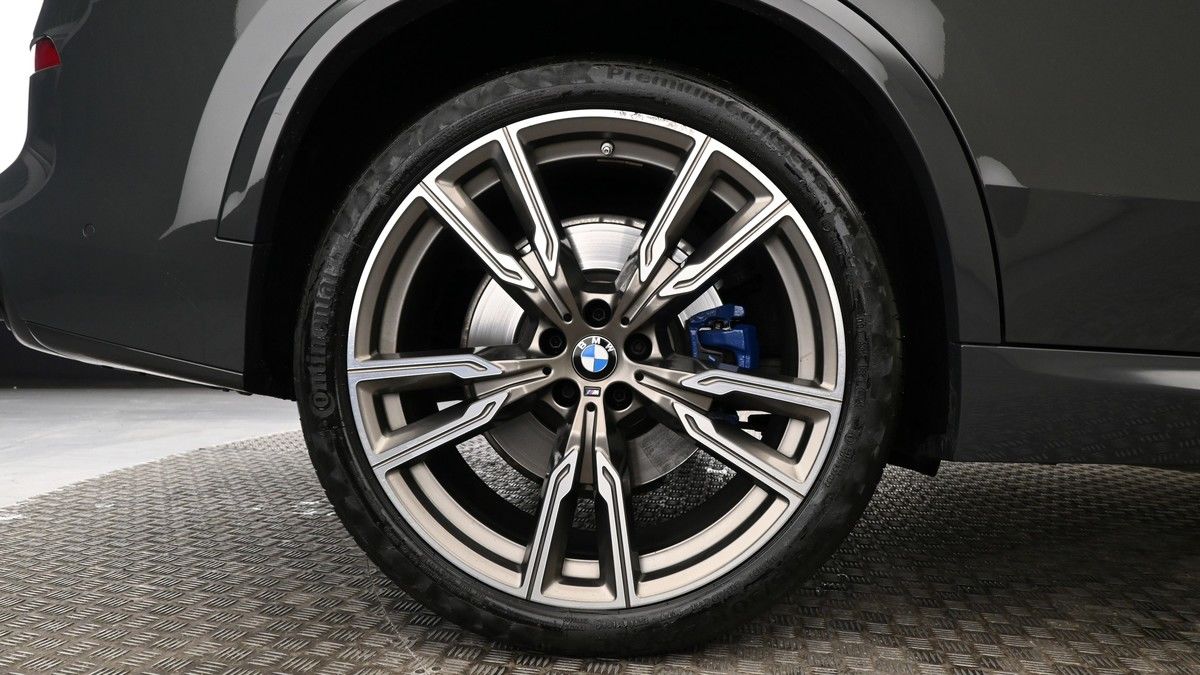 BMW X5 Image 9