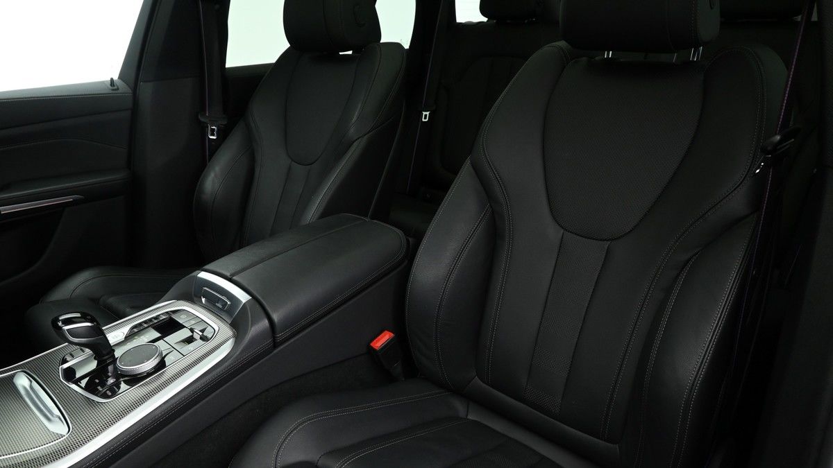 BMW X5 Image 4