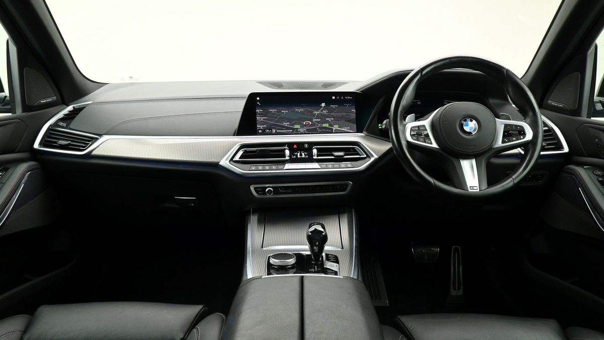 BMW X5 Image 13