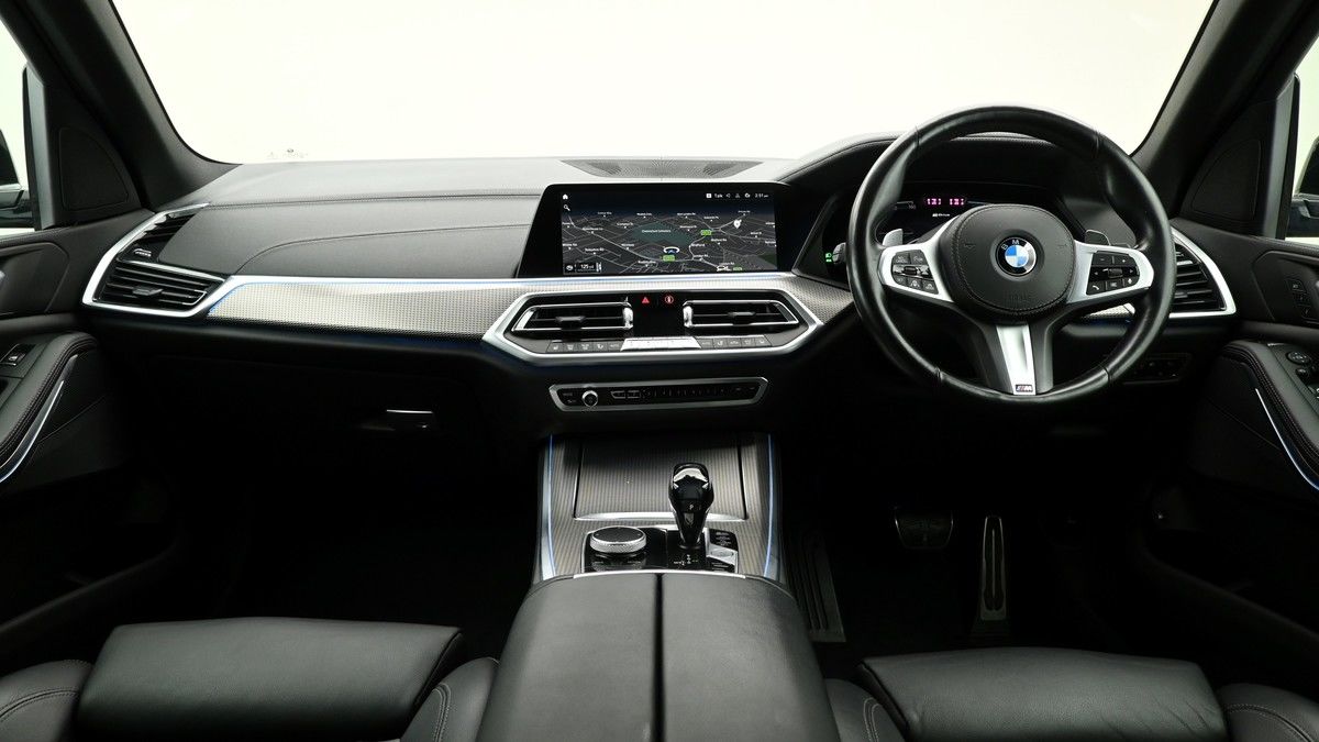 BMW X5 Image 13