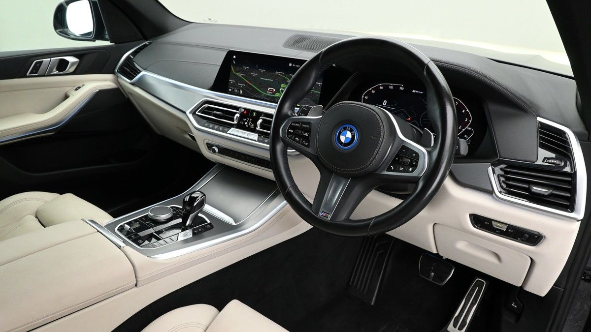BMW X5 Image 2