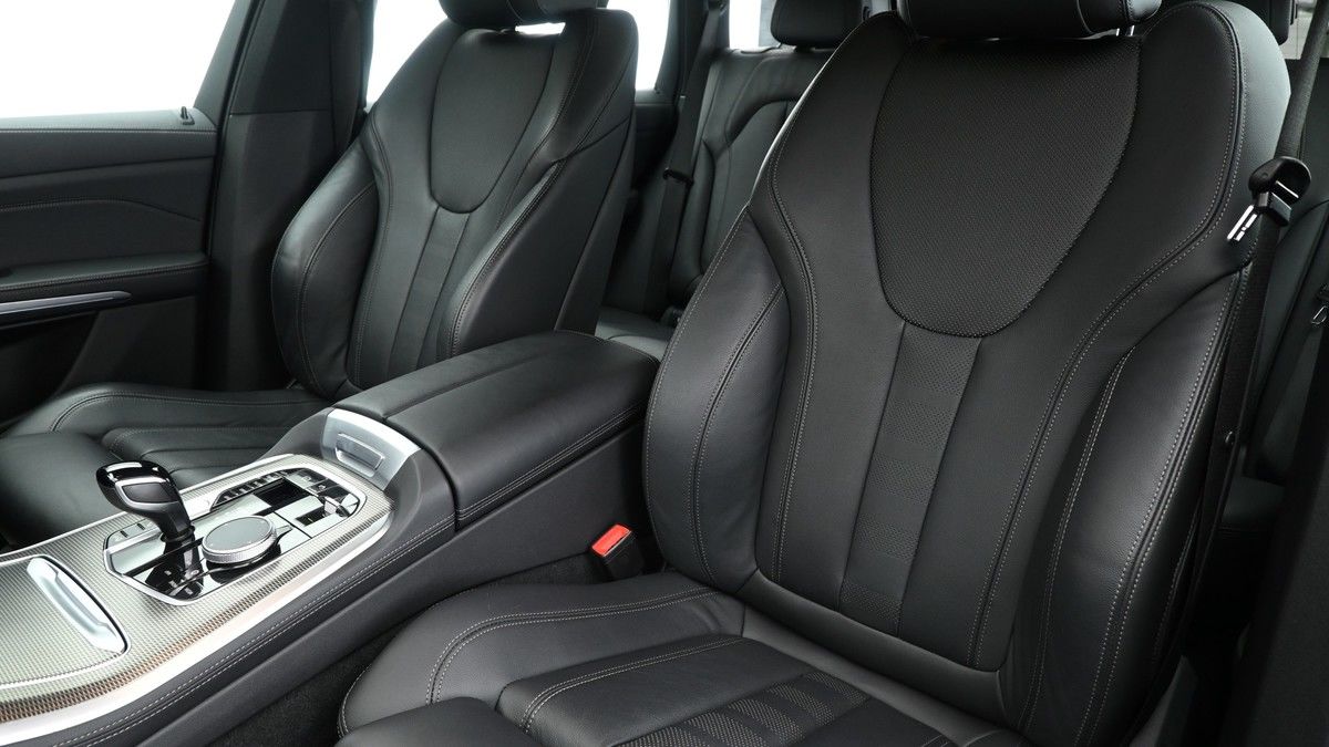 BMW X5 Image 4