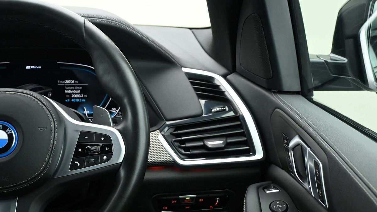 BMW X5 Image 16