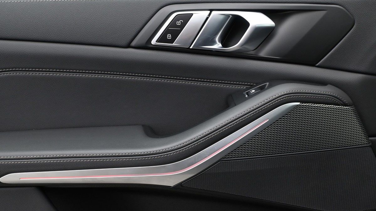 BMW X5 Image 13